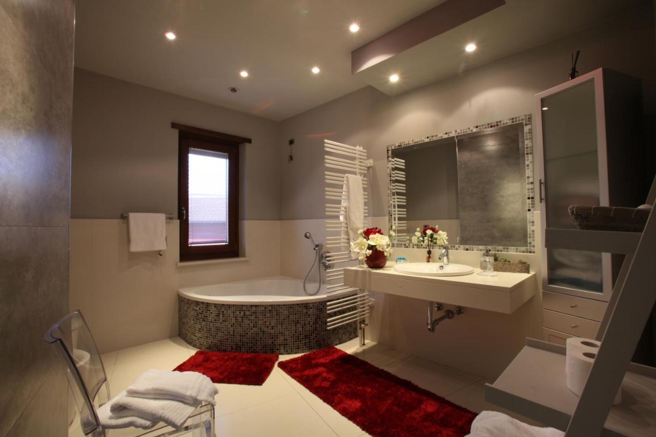 Bed and Breakfast Bed & Brekfast Da Kate Dreams And Colors Foglizzo Exterior foto